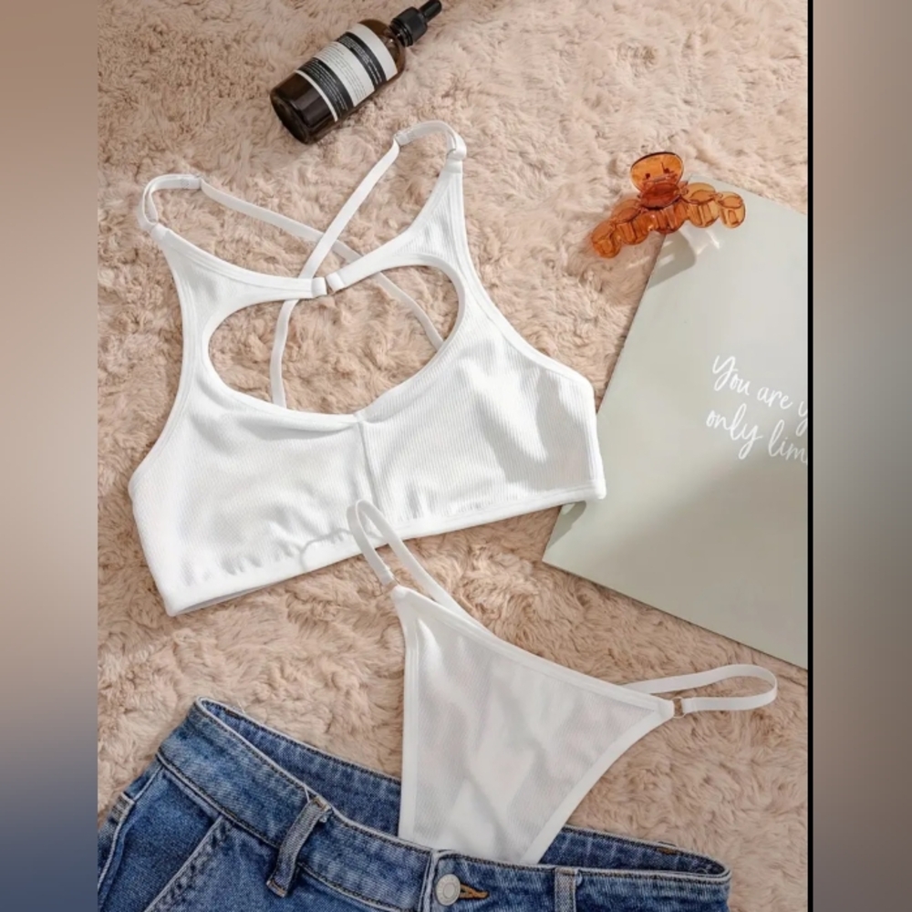 New Hollow Out Ring Criss Cross Bra & V String Panty Set